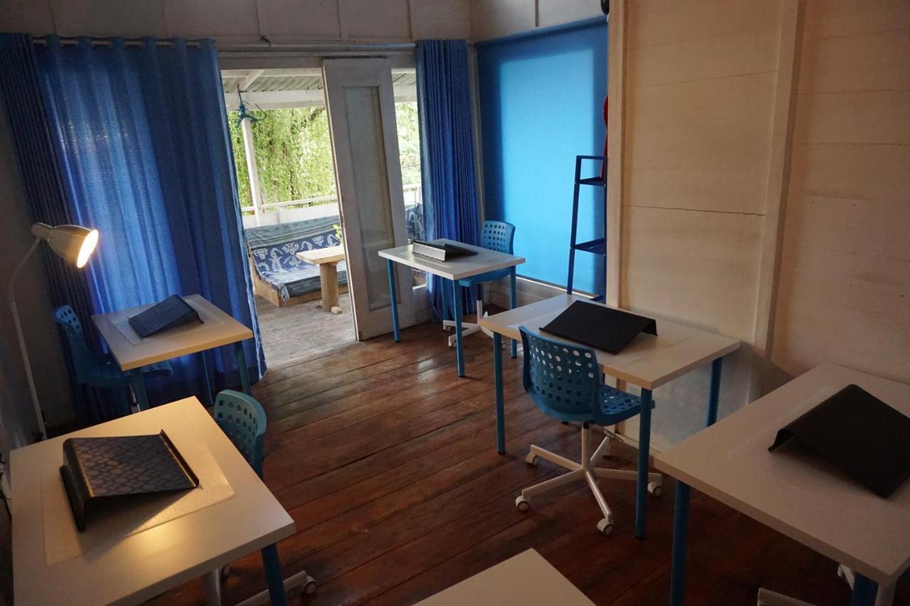 Salon De Nomad Gili T. Bed and Breakfast Gili Trawangan Buitenkant foto