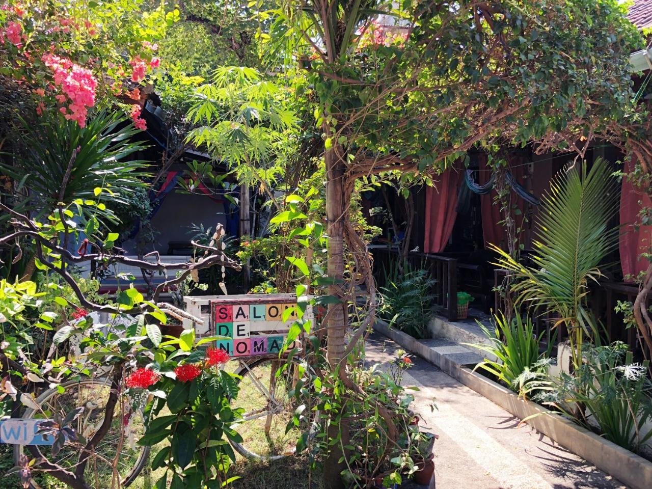 Salon De Nomad Gili T. Bed and Breakfast Gili Trawangan Buitenkant foto