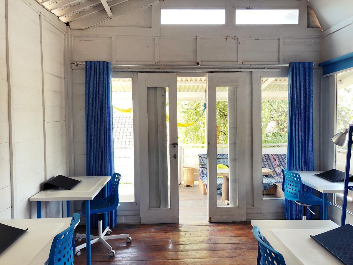 Salon De Nomad Gili T. Bed and Breakfast Gili Trawangan Buitenkant foto