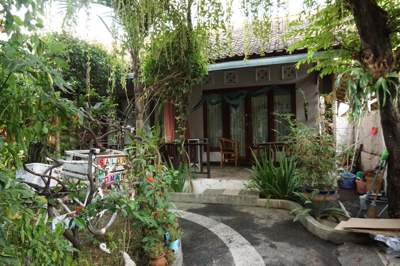Salon De Nomad Gili T. Bed and Breakfast Gili Trawangan Buitenkant foto