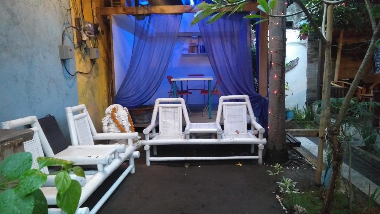 Salon De Nomad Gili T. Bed and Breakfast Gili Trawangan Buitenkant foto
