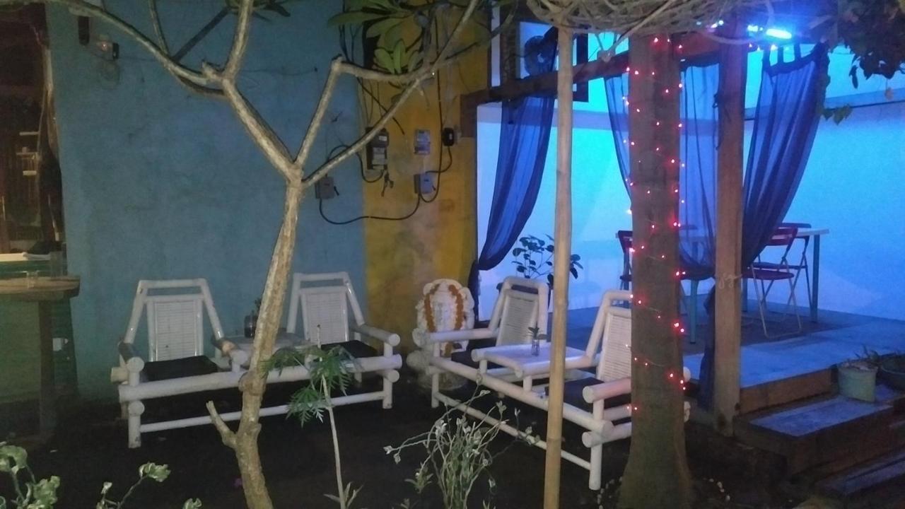 Salon De Nomad Gili T. Bed and Breakfast Gili Trawangan Buitenkant foto