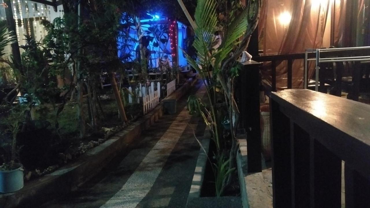 Salon De Nomad Gili T. Bed and Breakfast Gili Trawangan Buitenkant foto