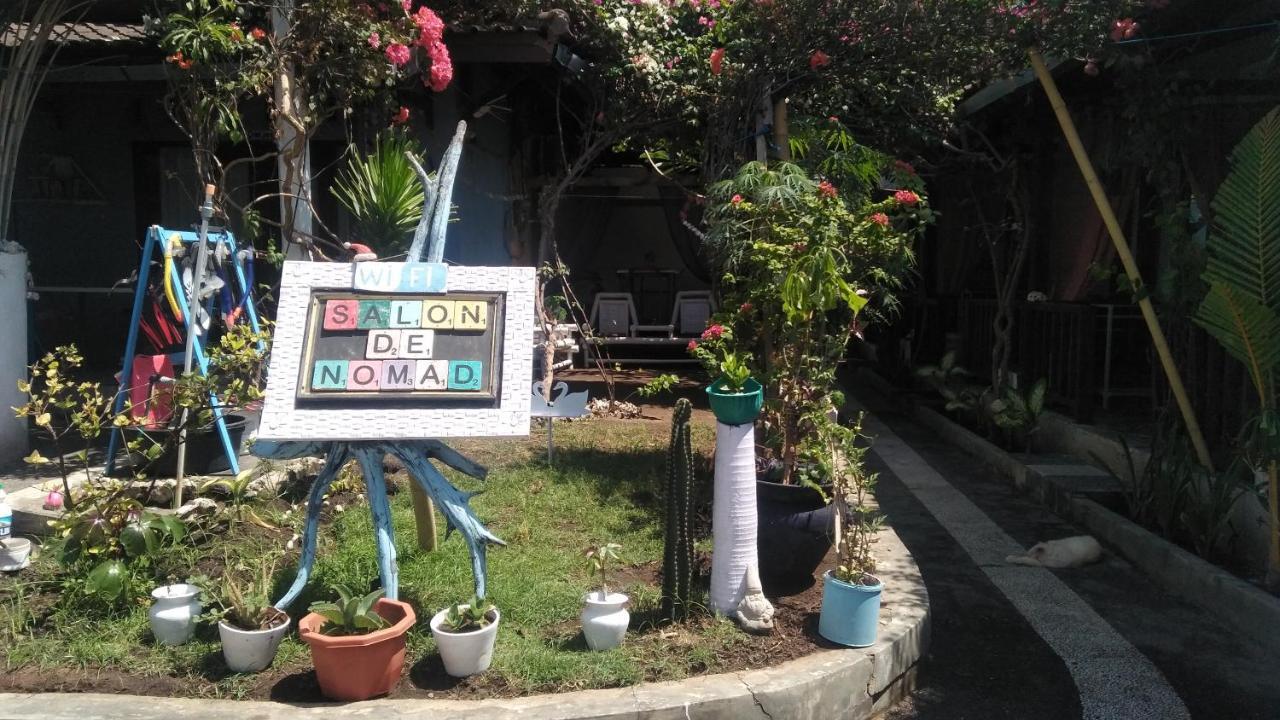 Salon De Nomad Gili T. Bed and Breakfast Gili Trawangan Buitenkant foto