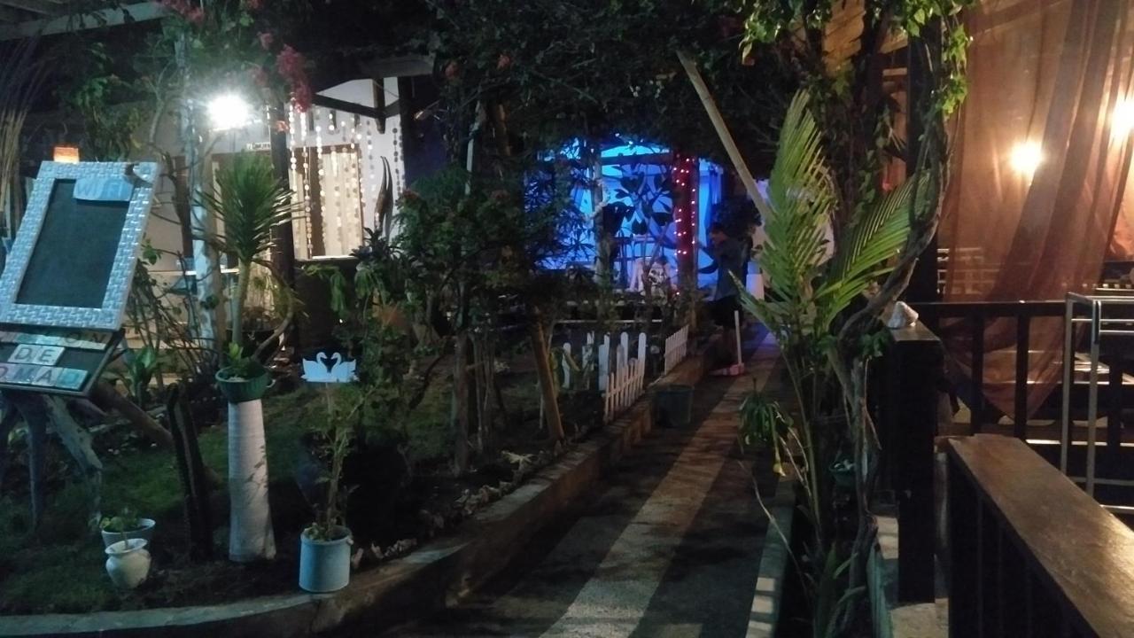 Salon De Nomad Gili T. Bed and Breakfast Gili Trawangan Buitenkant foto